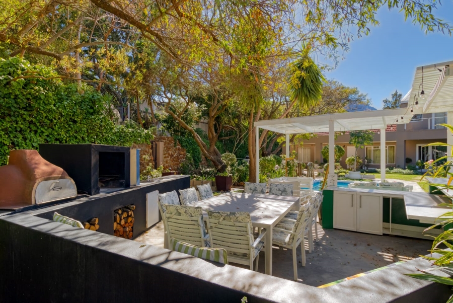 10 Bedroom Property for Sale in Montclair Western Cape